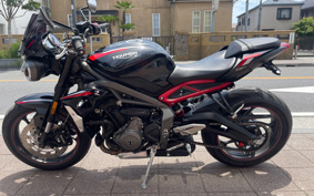TRIUMPH STREET TRIPLE R 2021 HDA544