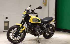 DUCATI SCRAMBLER ICON 2015