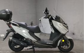 KYMCO K-XCT 125 ..