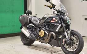 DUCATI DIAVEL STRADA 2014