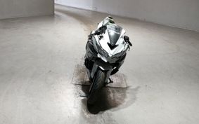 KAWASAKI  NINJA ZX-4RR ZX400P