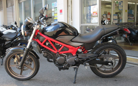 HONDA VTR 250 MC33