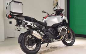 BMW R1300GS Adventure 2025