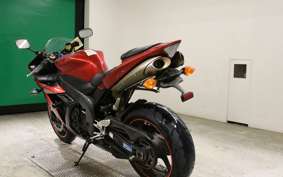 YAMAHA YZF-R1 2004