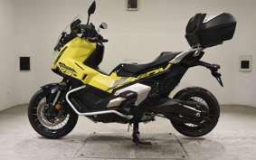 HONDA X-ADV 750 2025 RH21