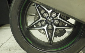KAWASAKI NINJA H2 SX SE 2018 ZXT02A
