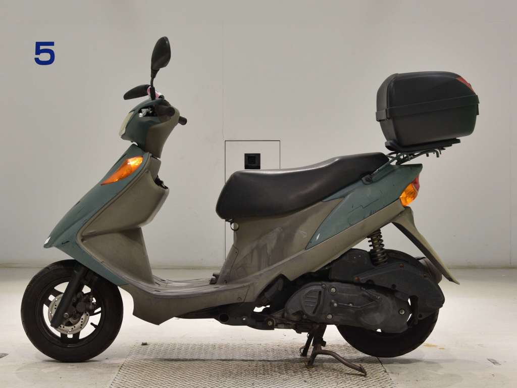 Фото Suzuki ADDRESS V125 1989 с японского аукциона