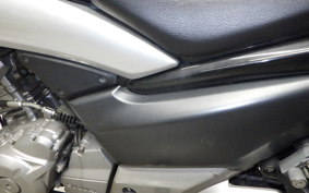 SUZUKI GSR250 1997