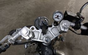 YAMAHA SR400 2001 RH01J