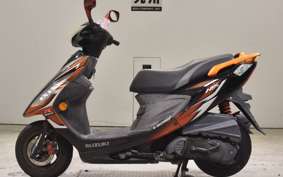 SUZUKI GSR125
