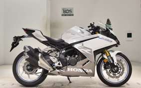 HONDA CBR250RR A 2015 MC51