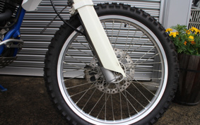 SUZUKI DR250 S SJ44A