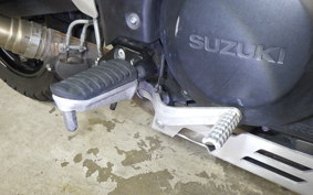 SUZUKI Vｽﾄﾛｰﾑ1000A 2015 VU51A