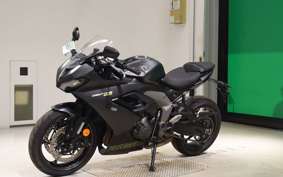 TRIUMPH DAYTONA 660 2024