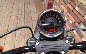 HARLEY XL883N 2016 LE2