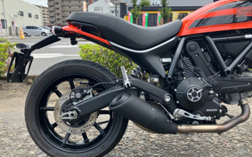 DUCATI SCRAMBLER SIXTY2 2019 KA00