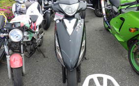 SUZUKI GSR125