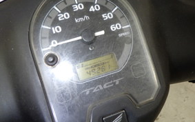 HONDA TACT-4ﾍﾞｰｼｯｸ AF79