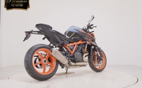 KTM 1290 SUPER DUKE R