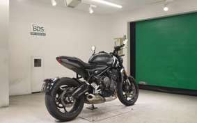 TRIUMPH TRIDENT 660 2022