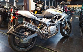 HONDA VTR 250 MC33