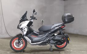 APRILIA SR GT 125 ..