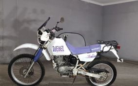 SUZUKI DJEBEL200 SH42A