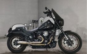 HARLEY FXLRS1870 YWK