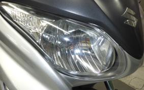 SUZUKI SKYWAVE 200 (Burgman 200)