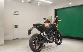 KTM 125 DUKE 2021