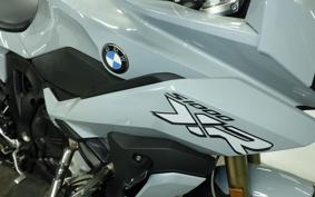 BMW S1000XR 2020
