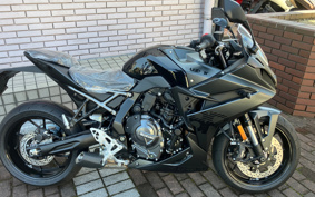 SUZUKI GSX-8R EM1AA