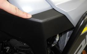 SUZUKI Vｽﾄﾛｰﾑ800DE 2023 EM1BA