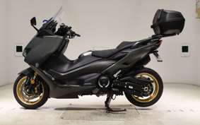 YAMAHA T-MAX 560 T 2021 SJ19J