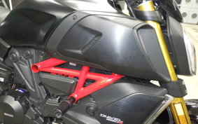 DUCATI DIAVEL 1260 S 2019