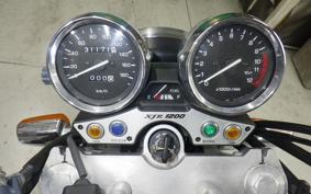 YAMAHA XJR1200 1994 4KG