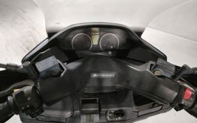 SUZUKI SKYWAVE 250 CJ46A