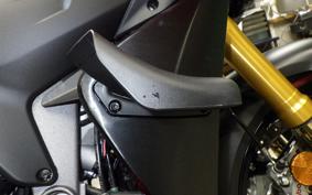 DUCATI STREETFIGHTER V4 S 2025