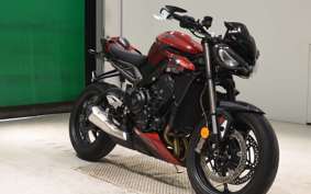 TRIUMPH STREET TRIPLE RS 2023