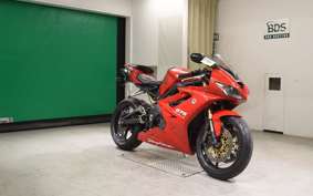 TRIUMPH DAYTONA 675 2011