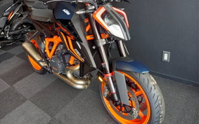 KTM 1290 SUPER DUKE R V3940