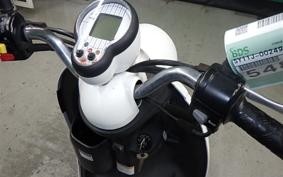 YAMAHA E-VINO 2017 SY11J