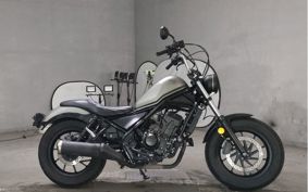 HONDA REBEL MC49