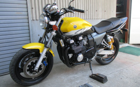 YAMAHA XJR400R-1 2004 RH02J