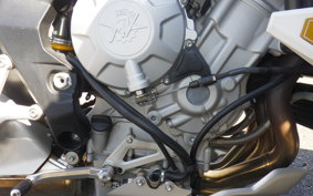 MV AGUSTA BRUTALE 675 2015