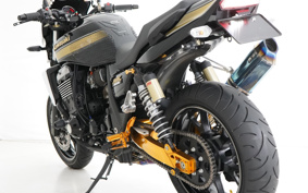 KAWASAKI ZRX1200 DAEG 2017 ZRT20D