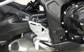 HONDA CBR650R E-Clutch 2025 RH17