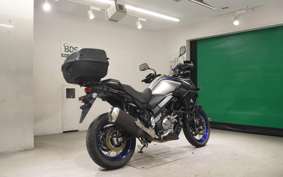 SUZUKI Vｽﾄﾛｰﾑ650XTA 2021 C733A