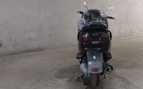 SUZUKI SKYWAVE 250 CJ43A