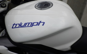 TRIUMPH STREET TRIPLE 85 2013